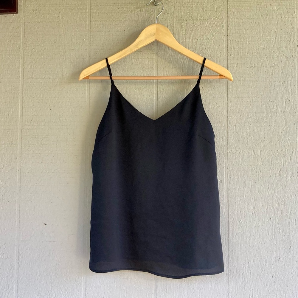Banana Republic Spaghetti Strap Sleeveless V Neck Camisole Black XS